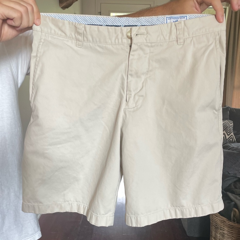 Mens Southern Tide Khaki Shorts